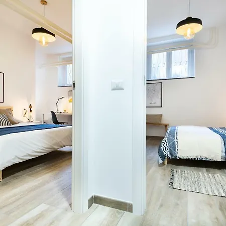 The Bike Garage Apartment Milan Exterior photo